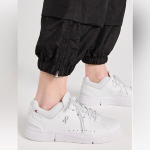 ON The Rogers tennis sneakers